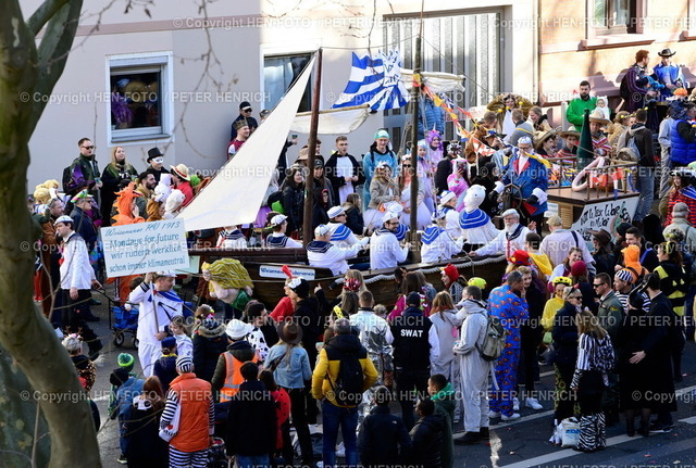 20230220-_D6H4510-fastnachtszug-mainz-HENFOTO | 20.02.2023 Impressionen Mainz Innenstadt Fastnacht Straßenumzug Karneval Fasching am Rosenmontag ohne Corona-Auflagen - Ruderboot - klimaneutral (Foto: Peter Henrich) - Realisiert mit Pictrs.com