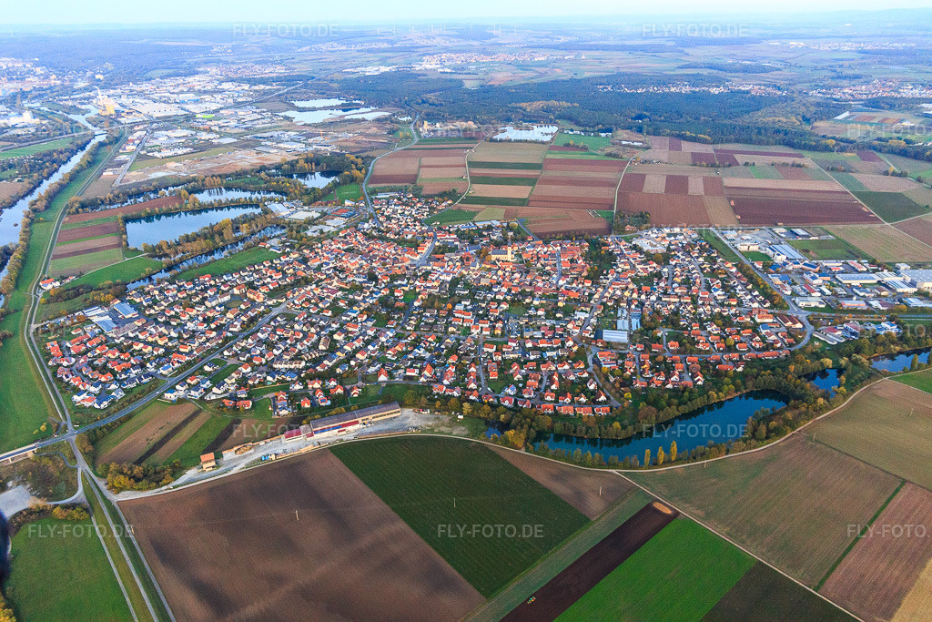 Luftbild: Ortsansicht von Süden am Main in Grafenrheinfeld im Bundesland Bayern in Deutschland. Foto: IMG_119776.jpg vom 26.10.2019 durch Werner Riehm/FLY-FOTO.de