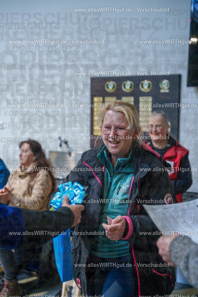7R501643 | Professionelle Tierfotografie in Mönchengladbach von Daniel Wirth (allesWIRTHgut). Liebevolle & natürliche Bilder von Hunden & Katzen für unvergessliche Erinnerungen.