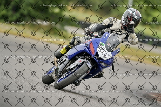 25bt05-0660 | markuskiefer.com - Realisiert mit Pictrs.com