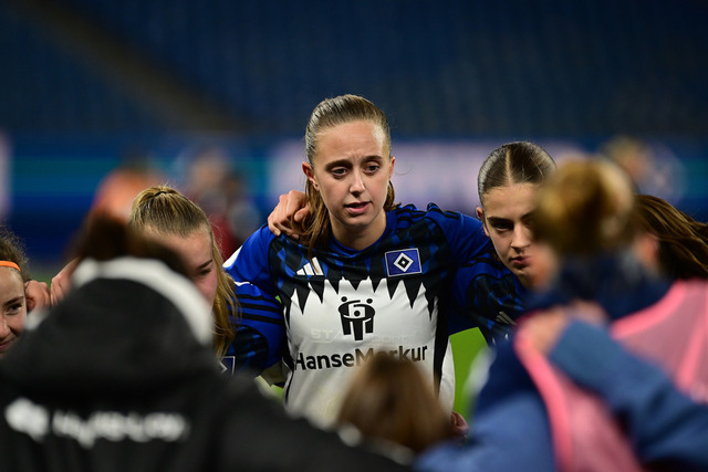 Fußball I Frauen I Saison 2025-2026 I DFB-Pokal I Achtelfinale I Hamburger SV - Bayer 04 Leverkusen I 17641 | Der Sportfotograf. - Realisiert mit Pictrs.com