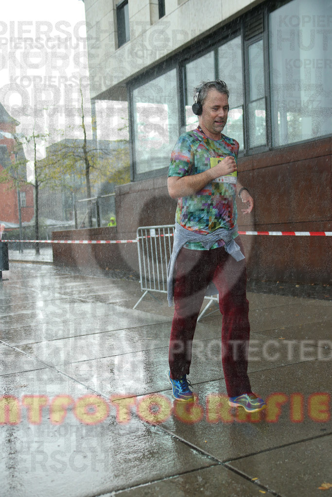 220917_1524_EX1_5673 | Sportfotografie im Rhein-Sieg Kreis, Köln, Bonn, NRW, Rheinland Pfalz, Hessen, etc. Unser Tätigkeitsfeld umfasst den Laufsport vom Volkslauf über den Marathon, Duathlon, Triathon bis zum Ultralauf wie Kölnpfad Ultra oder Schindertrail.