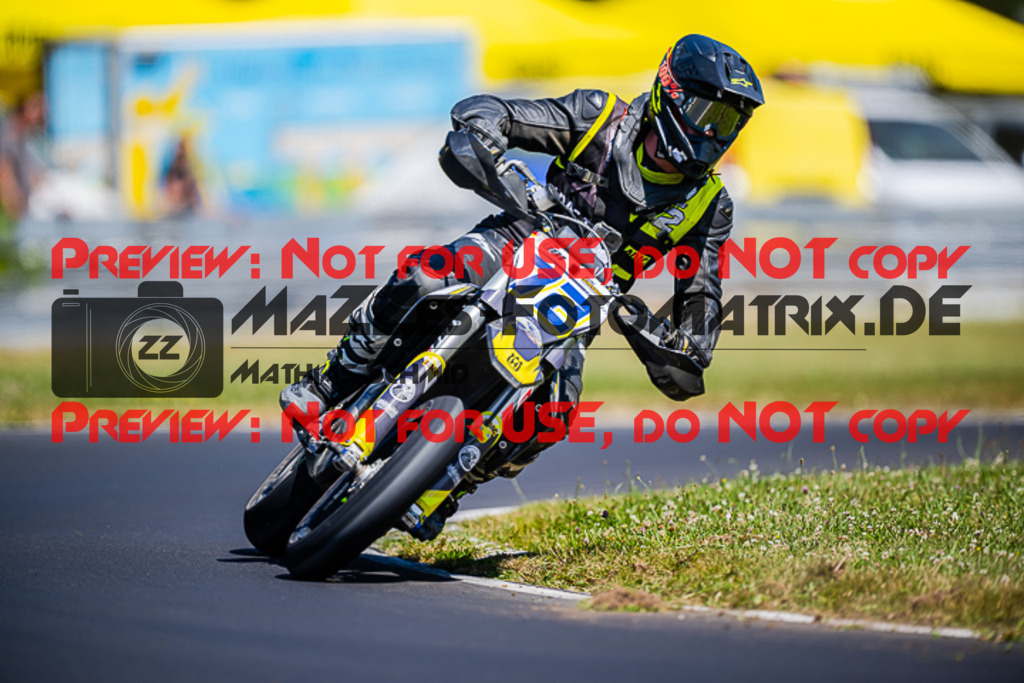 MaZZes_FotoMatrix_220703_4326 | S3