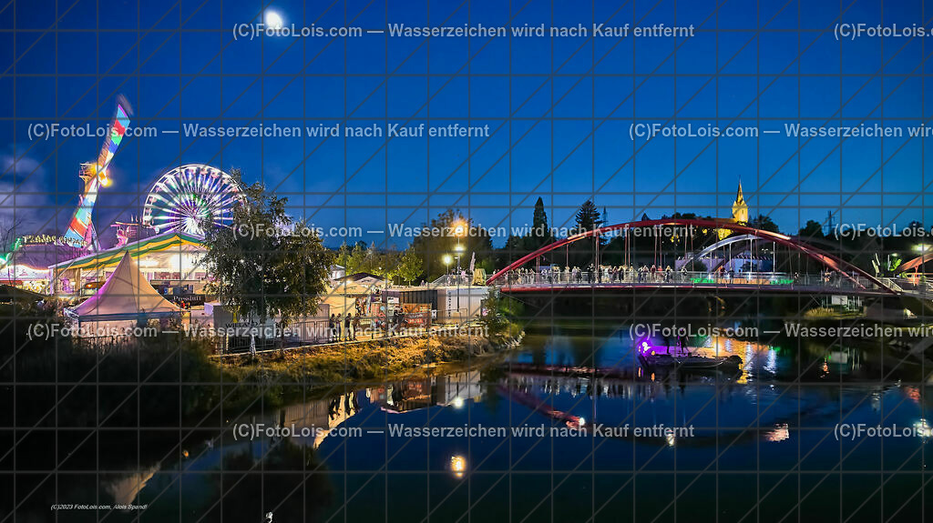 0397_Luftbild_VOLKSFEST-Wlbg_Abend-Lichterstimmung | (C)FotoLois.com, Alois Spandl, Luftbild, Wieselburger VOLKSFEST neu, Feuershow auf der Erlaufinsel unter den Brücken, Do 29. Juni 2023.