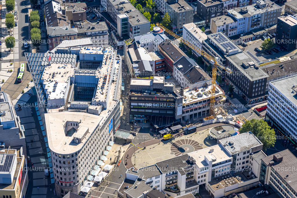 Bochum240816662 | Luftbild, Dr. Ruer-Platz Geschäftsviertel und Gebäude Baustelle mit Baukran, Gleisdreieck, Bochum, Ruhrgebiet, Nordrhein-Westfalen, Deutschland