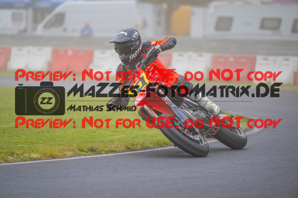 MaZZes-Fotomatrix-20260508-55923 | G4