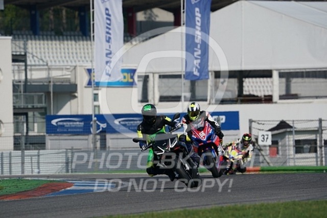 2022_05_10_PBK_31689 | Sportfotografie; SlowMotion; Video; Rennstrecke; Hafeneger; Speer; Racing; RSE; BMW; CBO; Trackday; Motorsportarena; Hockenheimring; Brno; Most; Barcelona; Valencia