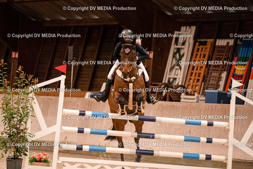 Springen Tag 1-606 | dv-media-shop - Realisiert mit Pictrs.com