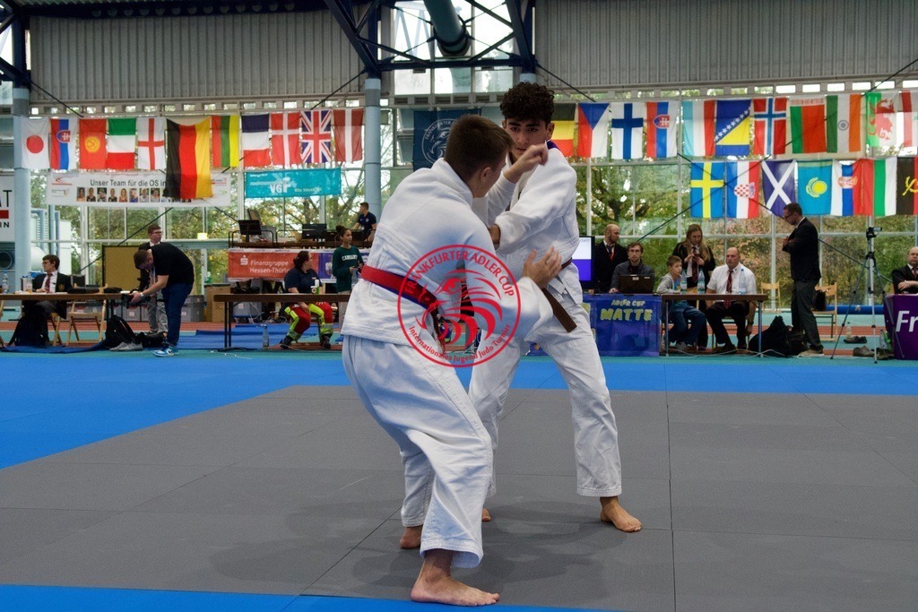 RAS_7959 | Fotos vom Adler Cup - Pictures from Adler Cup

Hier findet Ihr alle Eindrücke und großen Momente der Adler Cup Wochenenden. Here you will find all impressions and great moments of the Adler Cup weekends. - Realisiert mit Pictrs.com