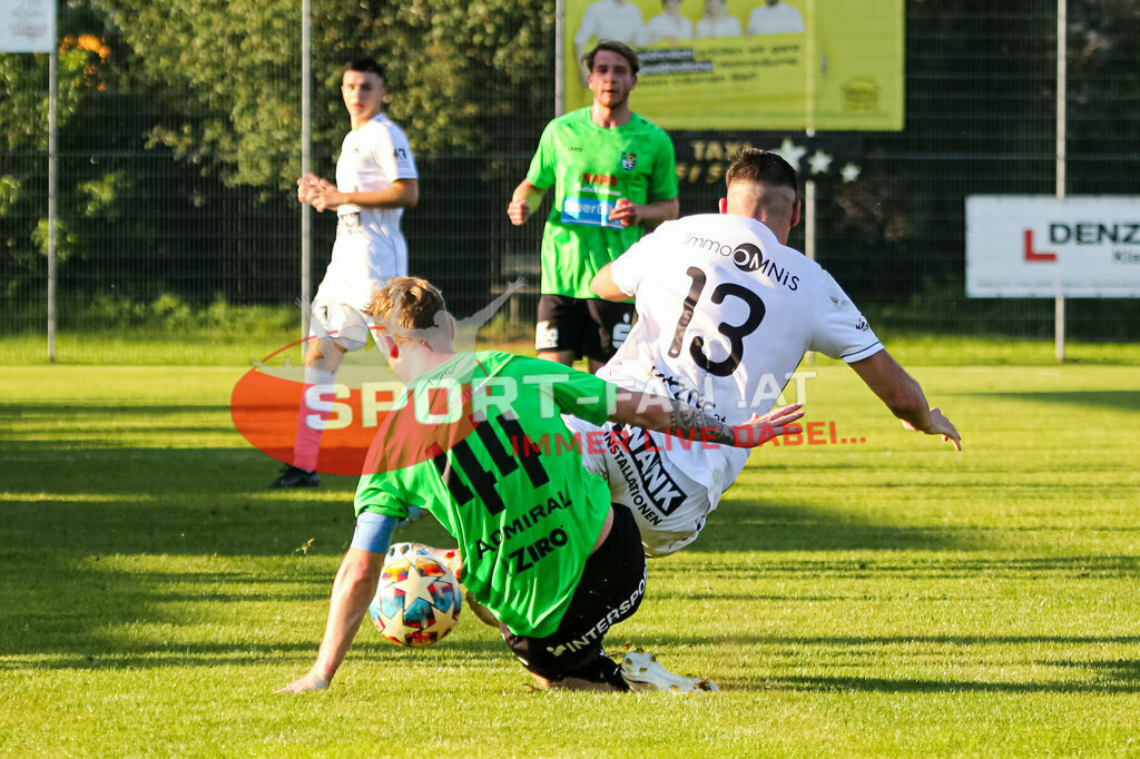 ASK Klagenfurt - SC Weiz 2:3, Kärntner Liga 3. Runde | Kyrylo Romaniuk (ASK Klagenfurt #13) Patrick Durlacher (SC Weiz #44) ASK Klagenfurt - SC Weiz 2:3 am 13.08.2023 in Klagenfurt
(ASK Sportzentrum Fischl), Austria, (Photo by Ernst Krawagner sport-fan.at) - Realisiert mit Pictrs.com