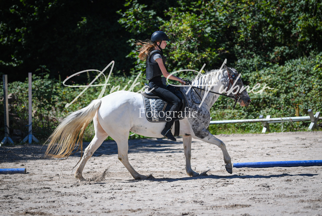 DSC_1048 | anikahuebner - Realisiert mit Pictrs.com