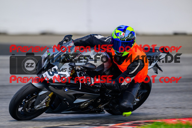 MaZZes_FotoMatrix_240520_6021986_1284 | INST