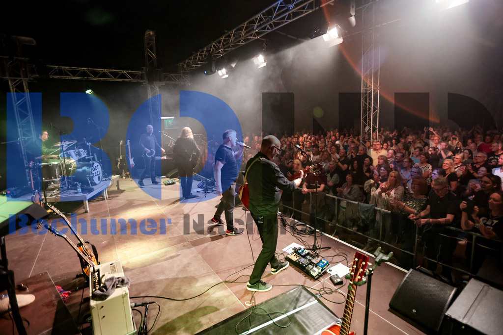 SES_GEBZFR20250828-72 | bond - Realisiert mit Pictrs.com