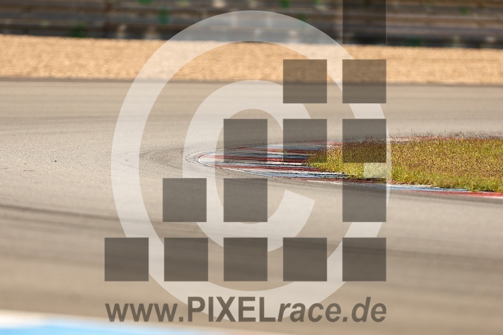 social-20250829_00902 | Schöne Erinnerungen an spannende Momente - das festzuhalten ist unser Job. PIXELrace.de ist seit 2003 auf den Rennstrecken Europas unterwegs um die Action draußen beim Fahren und die wunderbare Stimmung imm Fahrerlager für euch einzufangen.