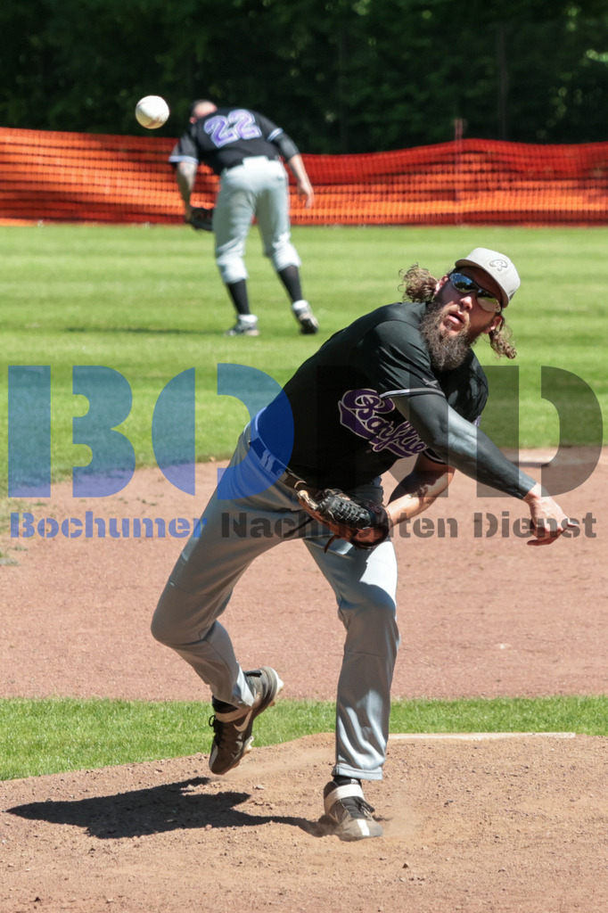 SES_BOCLIP20250510-21 | bond - Realisiert mit Pictrs.com