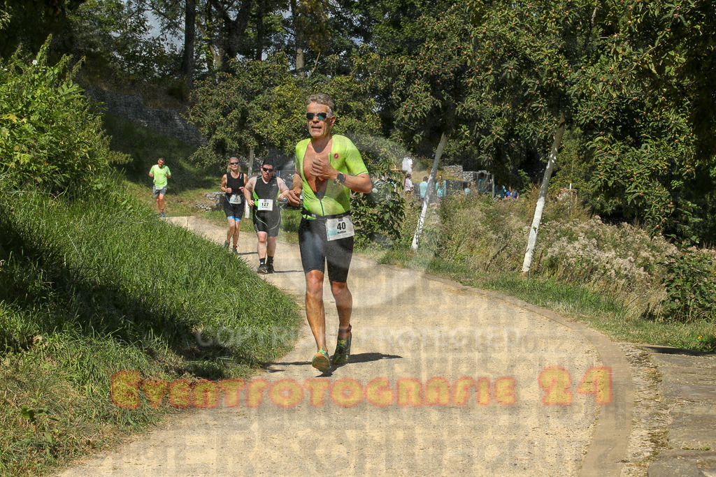 250824_1229_EX1_9506 | Sportfotografie im Rhein-Sieg Kreis, Köln, Bonn, NRW, Rheinland Pfalz, Hessen, etc. Unser Tätigkeitsfeld umfasst den Laufsport vom Volkslauf über den Marathon, Duathlon, Triathon bis zum Ultralauf wie Kölnpfad Ultra oder Schindertrail.