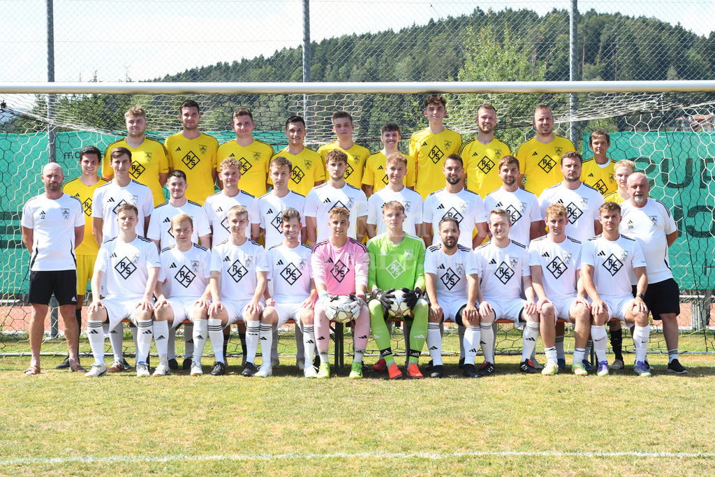 HR2_1165 | Ha-Ri; Sportfotografie Ha-Ri; Sporfotografie Harry Rindler; Sport Deggendorf; Sportbilder Deggendorf; Sportfotos Deggendorf; Sportfotos Niederbayern; Sportbilder Niederbayern; Amateursport Niederbayern; Bayern;  - Realisiert mit Pictrs.com