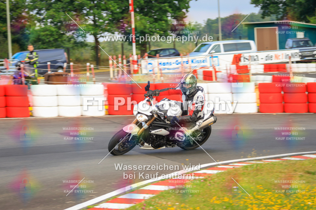_DSK1883 | Hier findet Ihr Bilder von Touristenfahrten auf der Nürburgring Nordschleife oder von anderen Veranstaltungen die ich besucht habe. Viel Spass beim Durch Schauen 