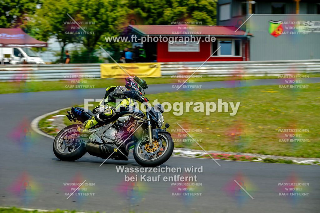 VBK-4900 | Hier findet Ihr Bilder von Touristenfahrten auf der Nürburgring Nordschleife oder von anderen Veranstaltungen die ich besucht habe. Viel Spass beim Durch Schauen 
