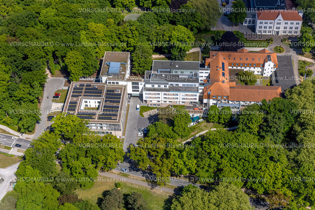 Hamm250500304 | Luftbild, MVZ Prof. Dr. Uhlenbrock und Partner - Standort Hamm Kurpark, hinten das Kurhaus, Stadtbezirk Heessen, Hamm, Ruhrgebiet, Nordrhein-Westfalen, Deutschland