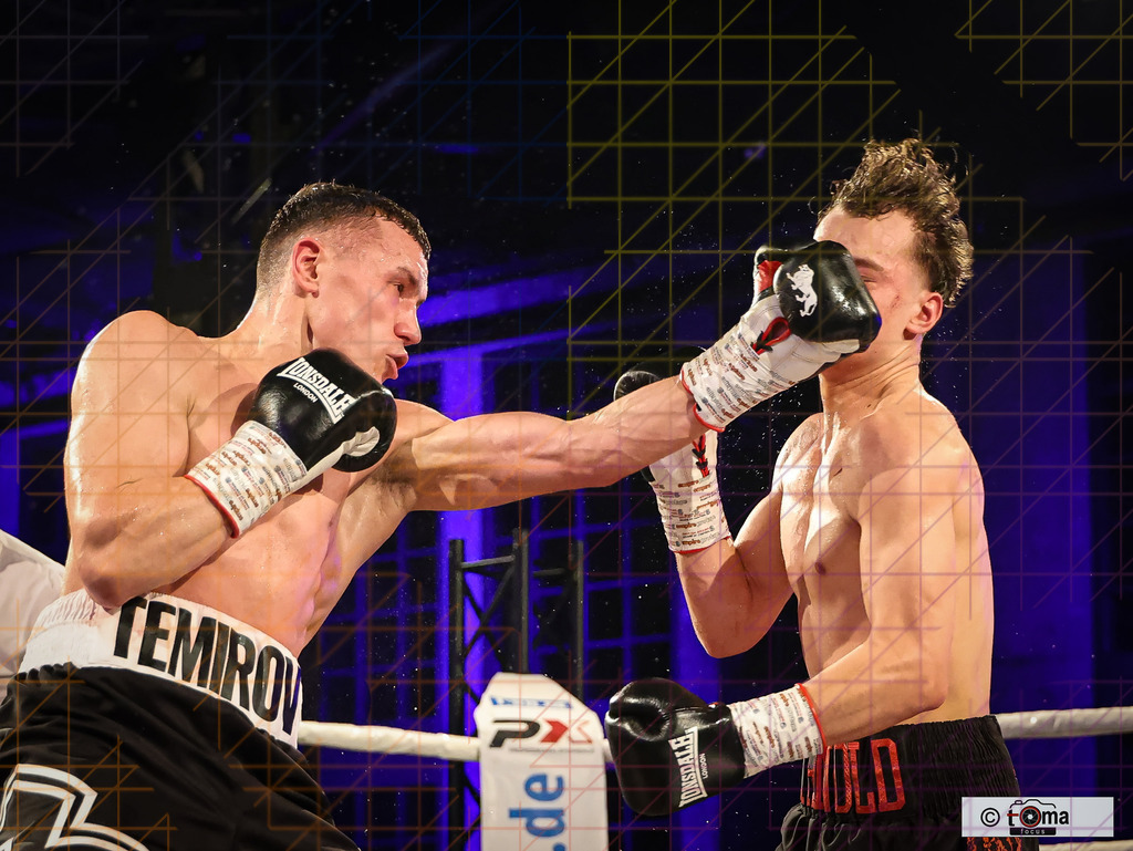 Domenik Arnold erster WM KAmpf 02 2026 tomafocus TB00145 | professionelle Sport- und Eventfotografie von Tomafocus – dynamische Bilder, emotionale Momente und hochwertige Aufnahmen für jeden Anlass. - Realisiert mit Pictrs.com