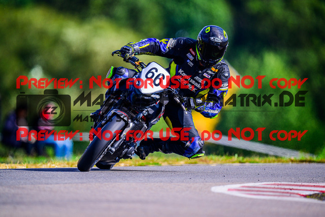 MaZZes_FotoMatrix_240914_6007705_0046 | TWINCUP