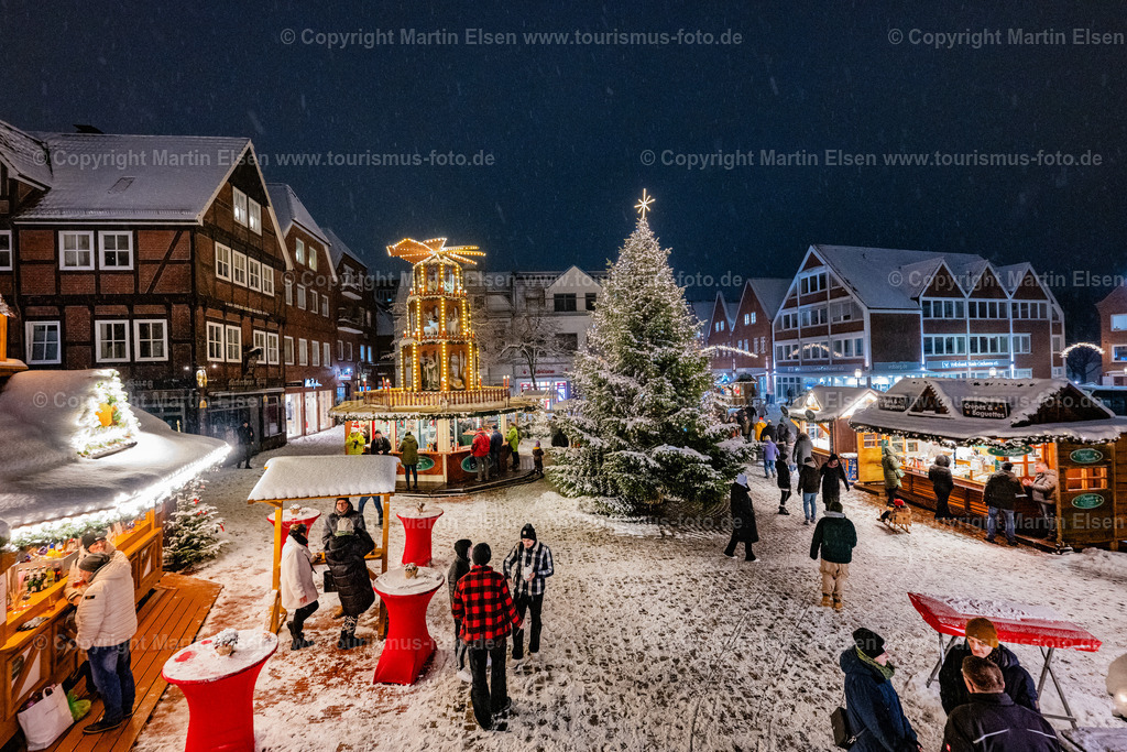 Stade Weihnachtsmarkt Pferdemarkt Schnee Winter_ELS_8397051223 | Stader Weihnachstmarkt - Realisiert mit Pictrs.com