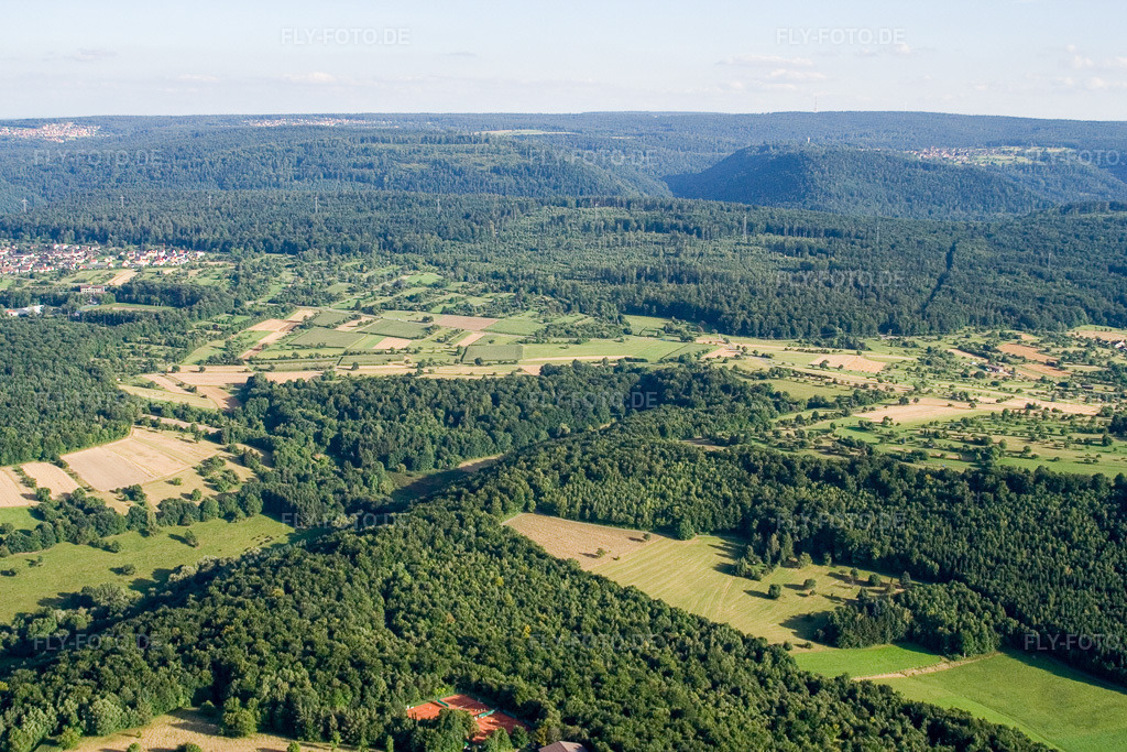Luftbild: Essigberg im Ortsteil Obernhausen in Birkenfeld im Bundesland Baden-Württemberg in Deutschland. Foto: IMG_12374.jpg vom 05.08.2008 durch Werner Riehm/FLY-FOTO.de