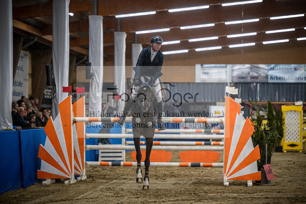 DOS_0515 | Entdecke hochwertige Reitturnierfotos von Foto Oger. Professionell, emotional und authentisch – jetzt Lieblingsmomente im Shop bestellen.Deutschlandweite Turnierfotografie. - Realisiert mit Pictrs.com