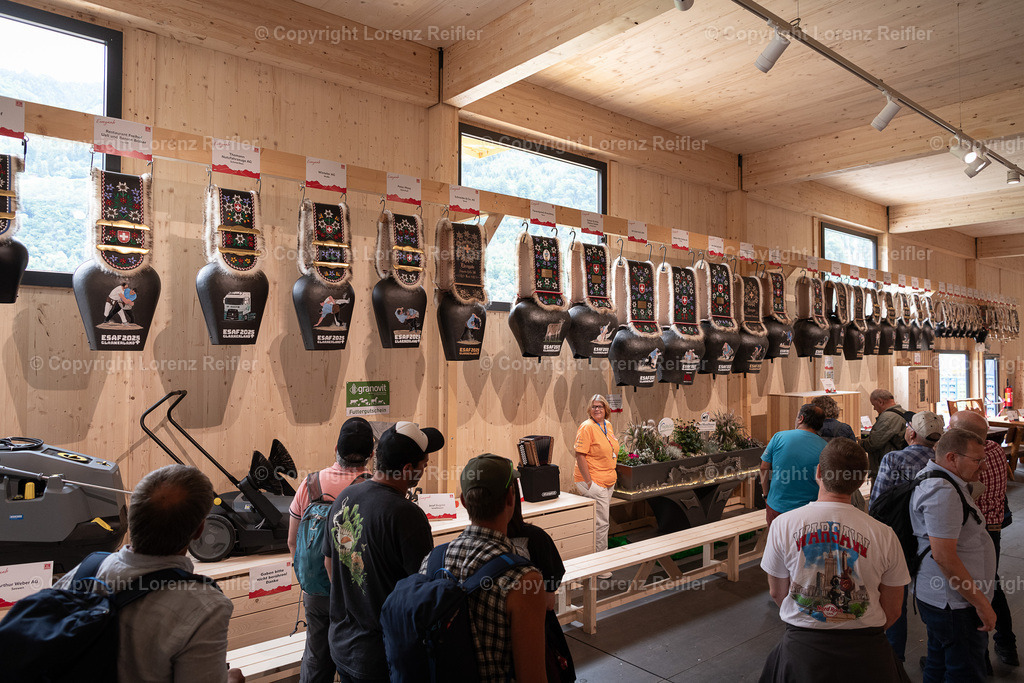 Schwingen -  ESAF Freitag Festumzug 2025 | Mollis, 29.8.25, Schwingen - ESAF Freitag Festumzug.