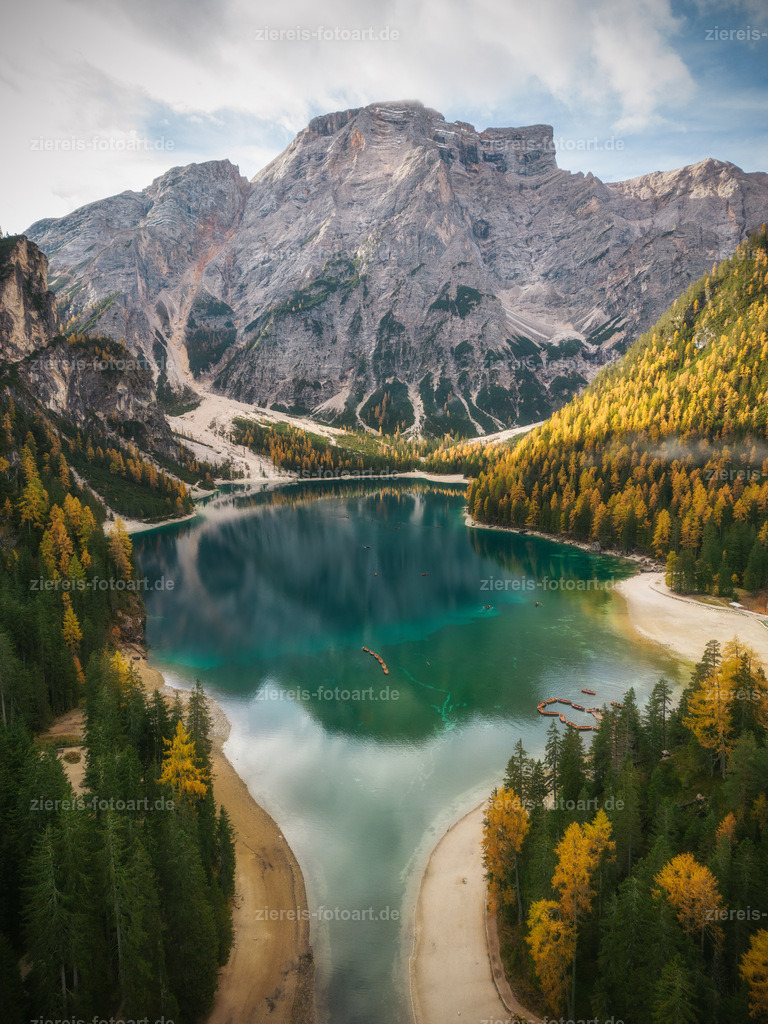 Der Pragser Wildsee | Der Pragser Wildsee - Realisiert mit Pictrs.com