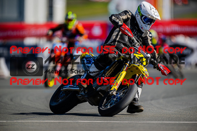 MaZZes_FotoMatrix_220903_1781 | UE40