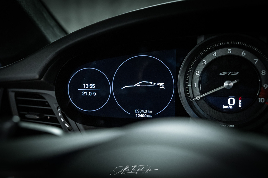 R6PZ3614 _AL | Entdecken Sie die faszinierende Welt von Alexander Tschuncky Arts: Kreative Fotografie, atemberaubende Automobilkunst und hochwertiger Bilderdruck. Lassen Sie sich inspirieren! - Realisiert mit Pictrs.com