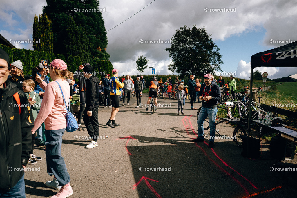 20240928_PaulHense-Rampensau_Publikum_S1218_DSC03536 | rowerhead - Realisiert mit Pictrs.com