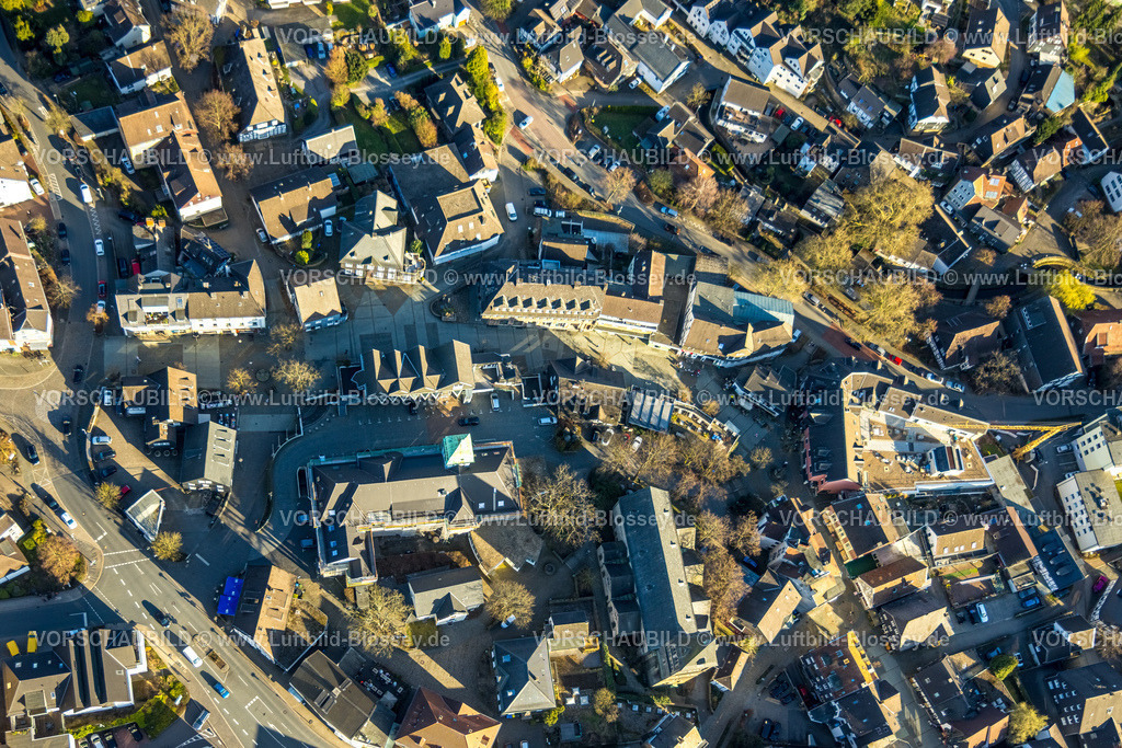 Herdecke260304473 | Luftbild, Fußgängerzone mit Rathausarkaden, Altstadt und Rathaus mit Baustelle und Baugerüst, Herdecke, Ruhrgebiet, Nordrhein-Westfalen, Deutschland