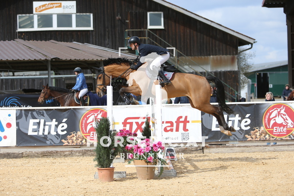 DL2Q9446 | Willkommen bei Brunnmayr - Design & Fotografie – Ihrem Spezialisten für Reitturniere und Pferdeveranstaltungen in Oberösterreich, Salzburg und Bayern! Seit über 17 Jahren sind wir leidenschaftlich dabei.