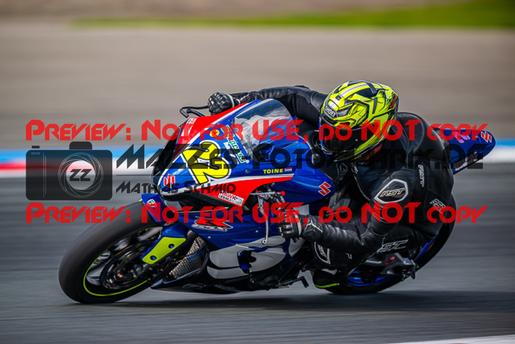 MaZZes_Fotomatrix_20230818_6007705_6971 | PRO SUPERSTOCK