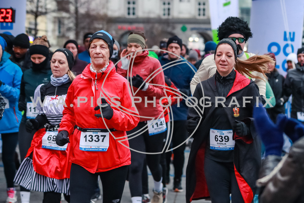 SILVESTERLAUF LINZ 25 | Linz, AUSTRIA, 31. Dezember 25, TRIRUN SILVESTERLAUF LINZ 25 , Image shows: 
Photo: WAPICS / BINDER Manuel