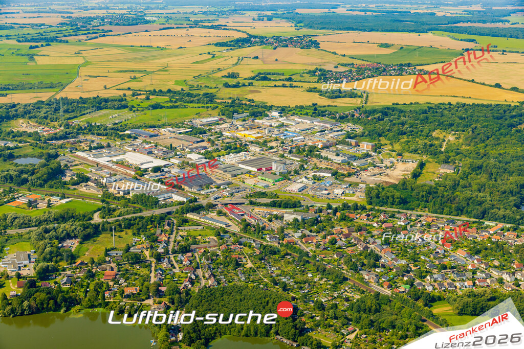 Görries Schwerin Bild- Das Luftbild wurde 2025 vom UL-Flugzeug heraus erstellt ( keine Drohne bzw. Drohnenaufnahme ) - Hochauflösende Luftaufnahme -Nicht vergleichbar mit Google Maps oder Satelittenbilder- Die Geschenkidee !Mit Lizenz und Bildrechte bestellbar - CC