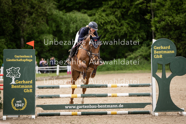 Bad_Meinberg_06074 | saradresslerfotografie - Realisiert mit Pictrs.com