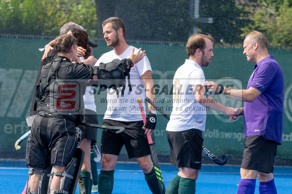 SFE_20240818_0110 | Krefeld, Deutschland, 18.08.2024:  European Cup for Recreational Hockey Players im KTHC Stadion Rot-Weiss Köln Tennis and Hockey Club am 18.08.2024 in Krefeld, Deutschland. (Foto von Stephan Fehrmann)Krefeld, Germany, 18.08.2024: European Cup for Recreational Hockey Players in KTHC Stadion Rot-Weiss Köln Tennis and Hockey Club at 18.08.2024 in Krefeld, Deutschland. (Foto from Stephan Fehrmann)