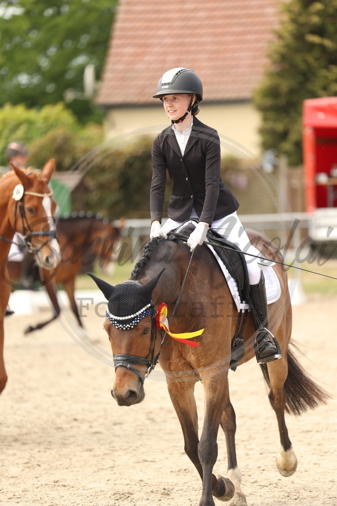 994A7035 | sabrinanicolaifotografie - Realisiert mit Pictrs.com