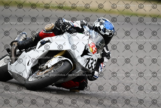 25bt02-1070 | markuskiefer.com - Realisiert mit Pictrs.com