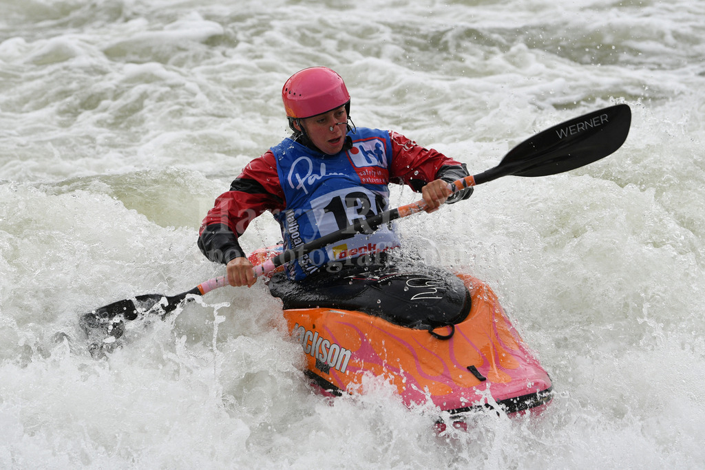 ICF CANOE FREESTYLE WORLD CUP 1 / PLATTLING | 2024 ICF CANOE FREESTYLE WORLD CUP 1 / PLATTLINGWomen's Kayak SurfaceOttilie ROBINSON-SHAW (Great Britain) #134 - Realisiert mit Pictrs.com