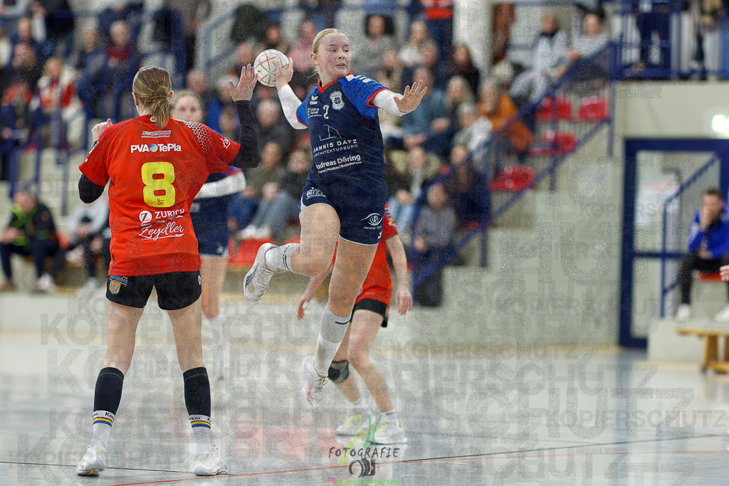 Frauen Regionalliga (HHV); HSG Wettenberg - TV Hüttenberg | Frauen Regionalliga (HHV); HSG Wettenberg - TV Hüttenberg am 06.12.2025 in Launsbach (Wettenberg) (Halle GS Launsbach (Wettenberg))Photo © 2025 - Jörg Heinrich - Realisiert mit Pictrs.com