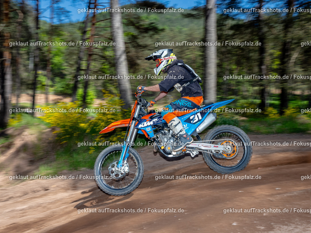 Fischbach-83 | Trackshots.de / Fokuspfalz.de - Realisiert mit Pictrs.com