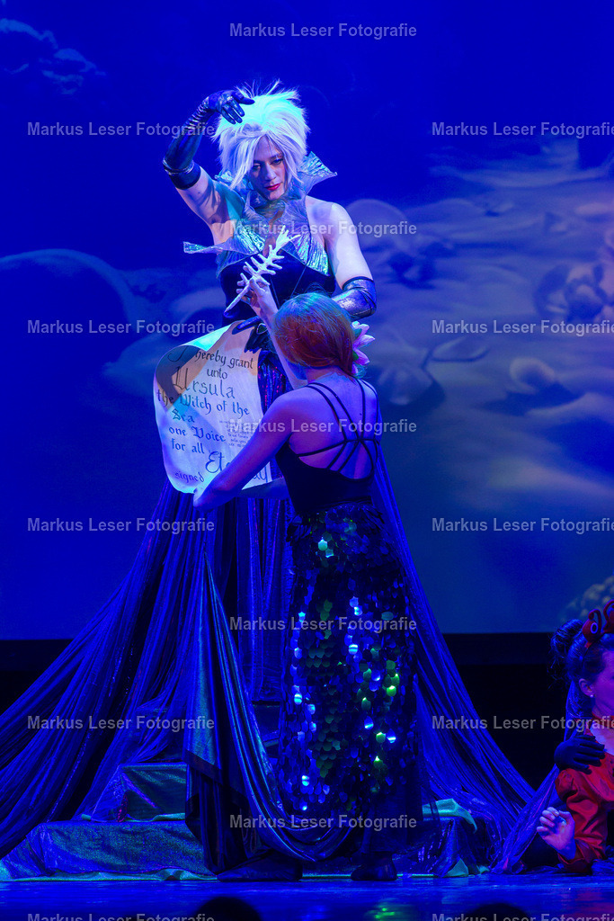 mlBallettFr-7711 | Markus Leser Fotografie - Realisiert mit Pictrs.com