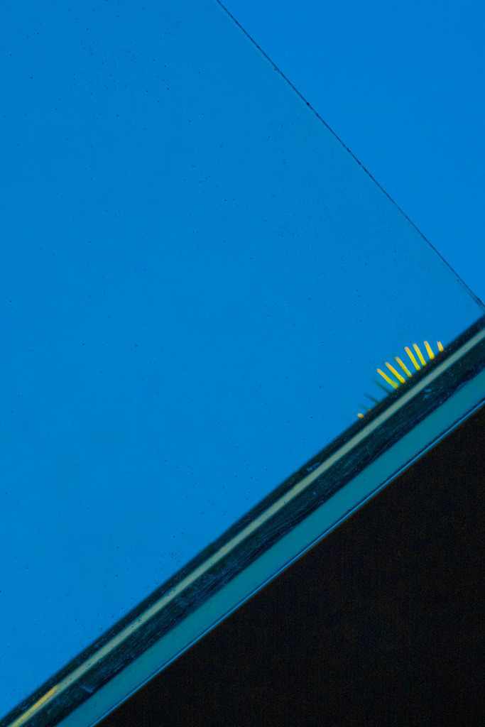 Unbenannt-470 | ​Minimalistische Street Photography & Urban Art von Nils Friederichs. Entdecke hochwertige Fotokunst-Prints und Wandbilder aus der Region Hildesheim & Hannover. - Realisiert mit Pictrs.com
