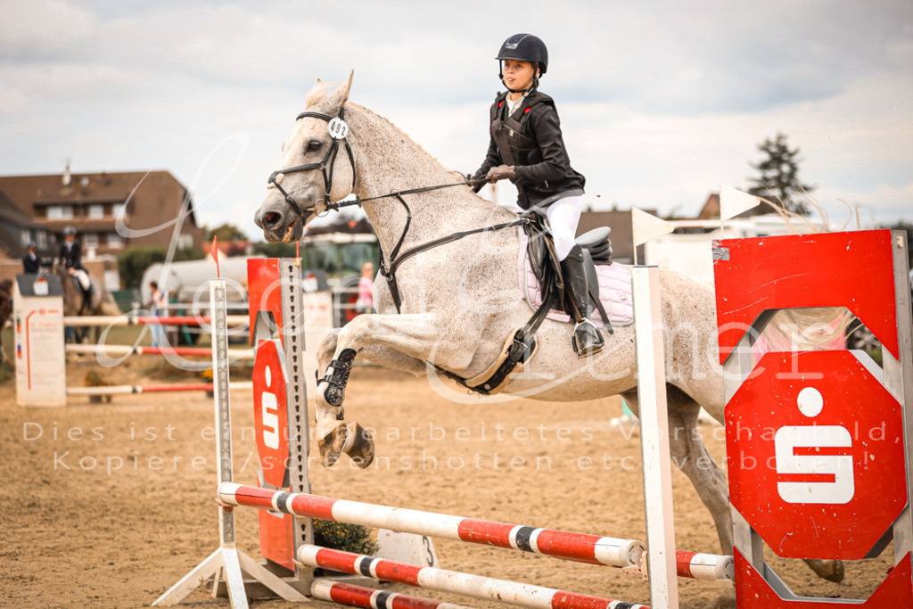 06.SoSpWB00241 | Leoni Ertmer Photography - Realisiert mit Pictrs.com