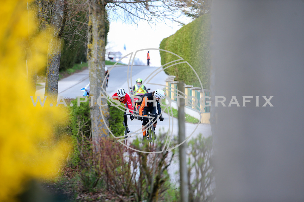 ..... | LEONDING,AUSTRIA,24.März.24 - 63.Radsaisoneröffnungsrennen Leonding Road Cycling League , Image shows: 
Photo: WAPICS / Andreas Willdoner